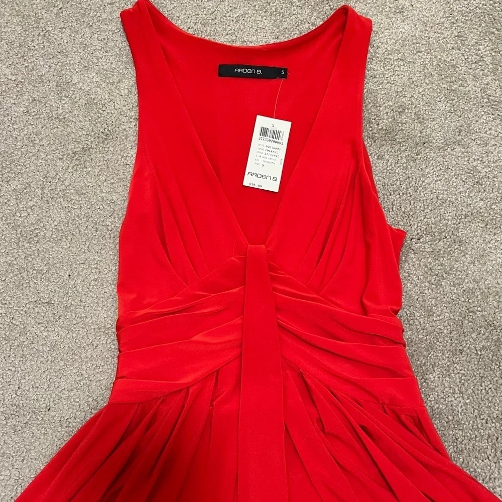 NWT Arden B Red V Neck A Line plunged sleeveless Pleated Cocktail Dress Party S - Picture 4 of 13